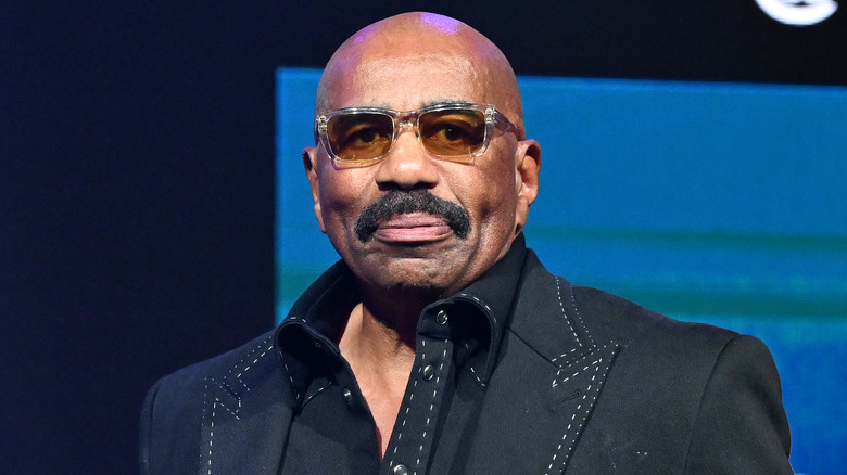 Steve Harvey in sunglasses