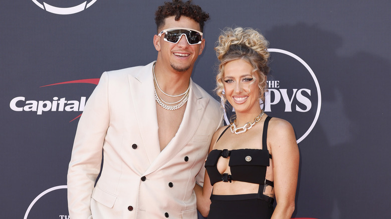 Patrick and Brittany Mahomes posing