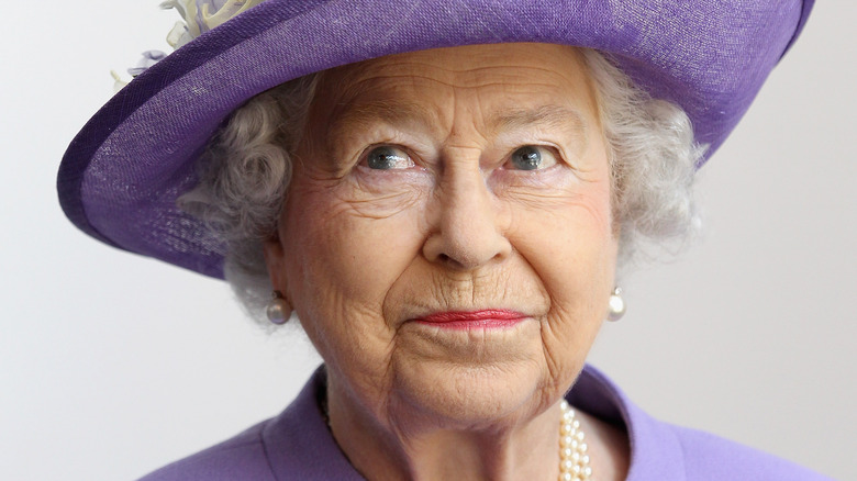 Queen Elizabeth posing